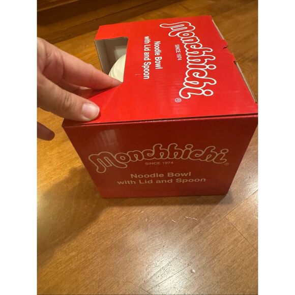 new Monchhichi noodle bowl with lid and spoon - Picture 4 of 5